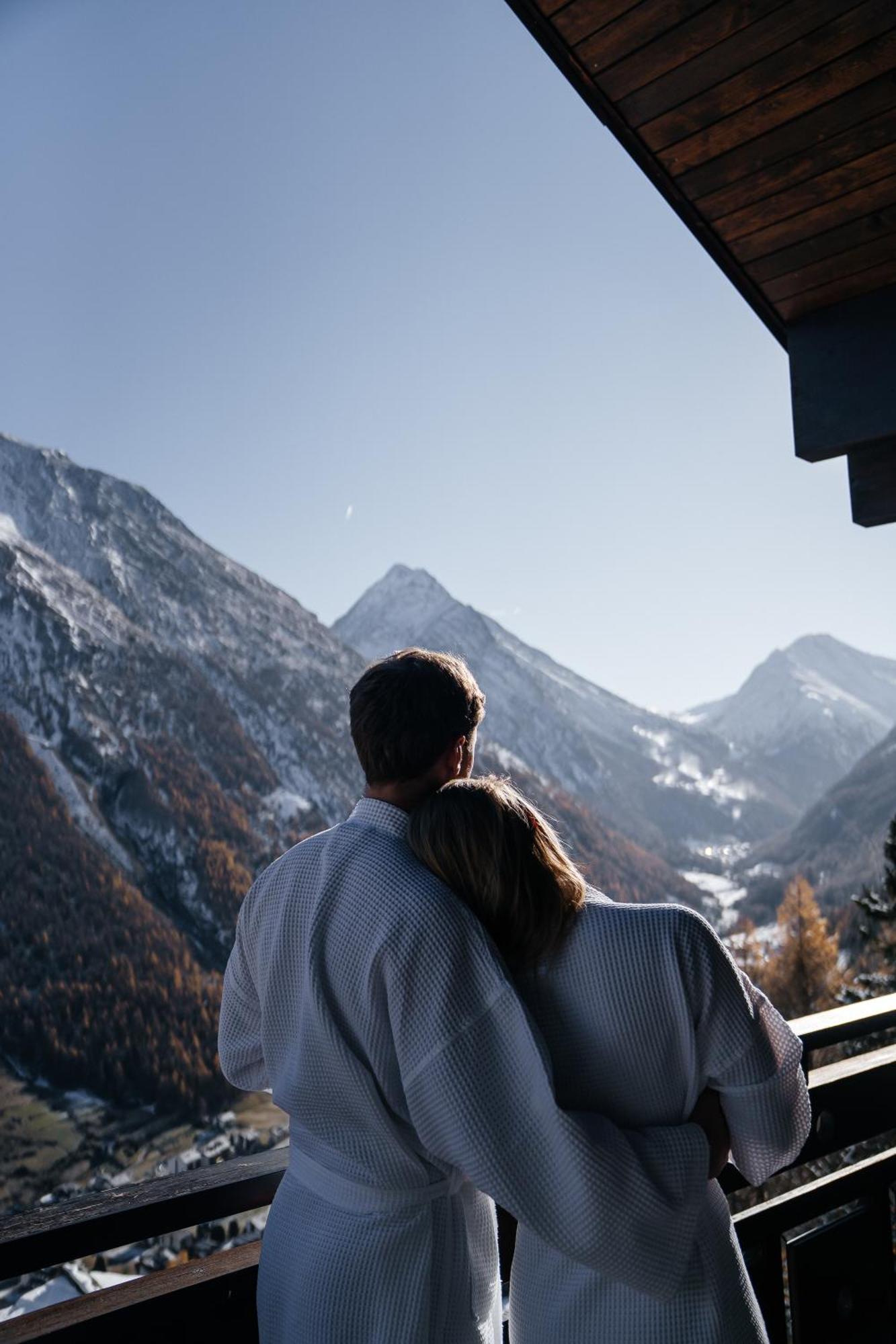 Waldhotel Fletschhorn Panoramic Retreat In Saas Fee Esterno foto